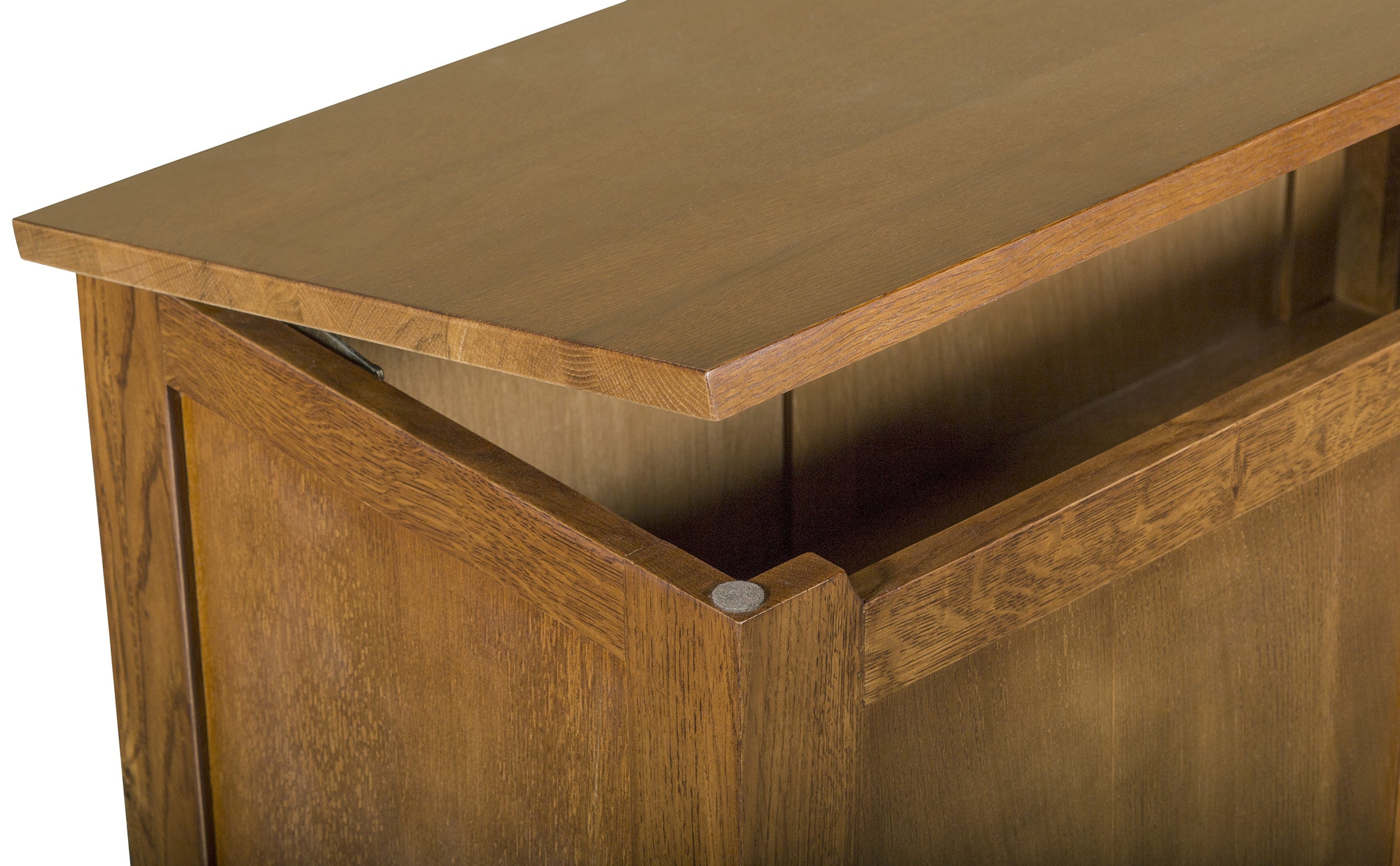 PRE-ORDER Mission Solid Oak Trunk - Michael's Cherry (MC-A)