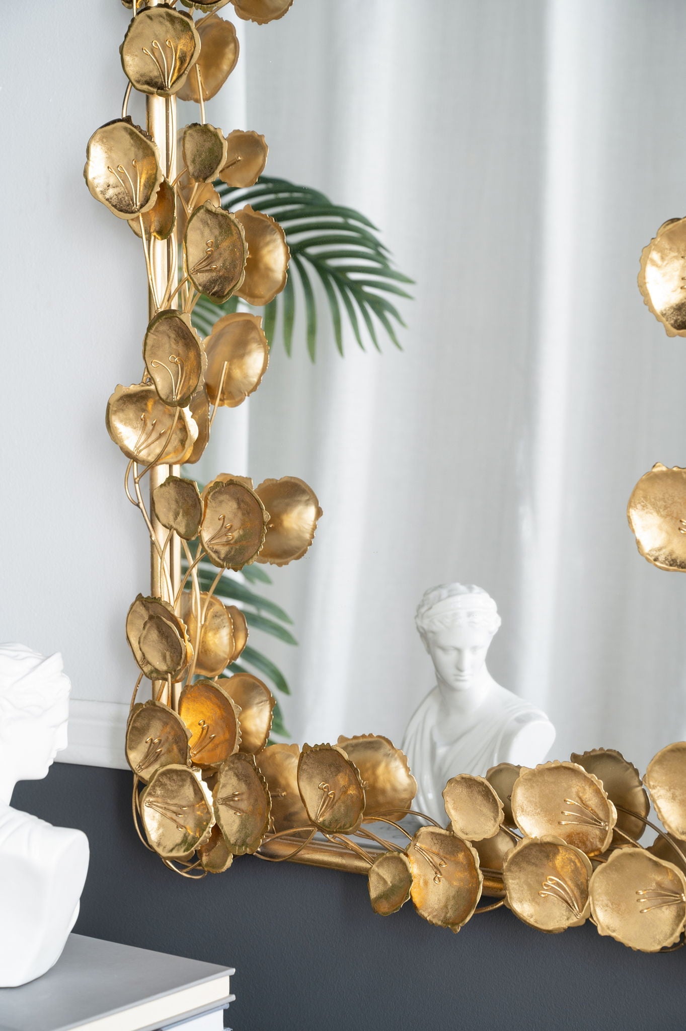 Full Length Mirror With en Leaf Accents, Floor Miiror For Living Room Bedroom - Gold