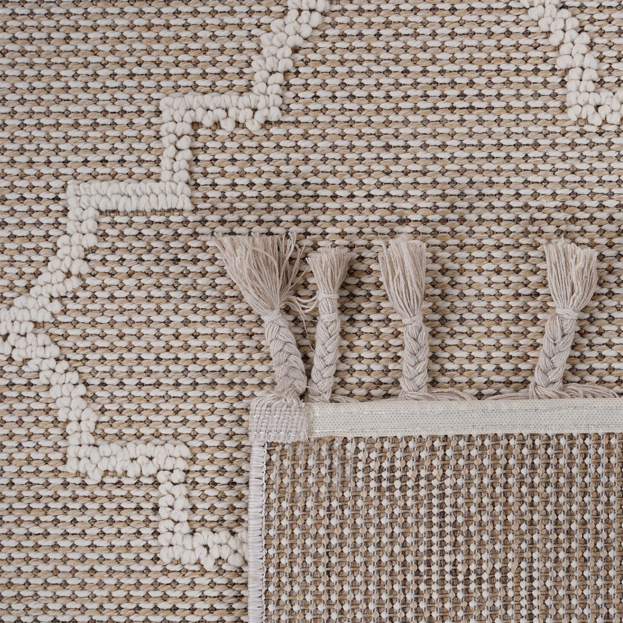 Guros - 6' X 9' Trellis Indoor / Outdoor Area Rug - Ivory