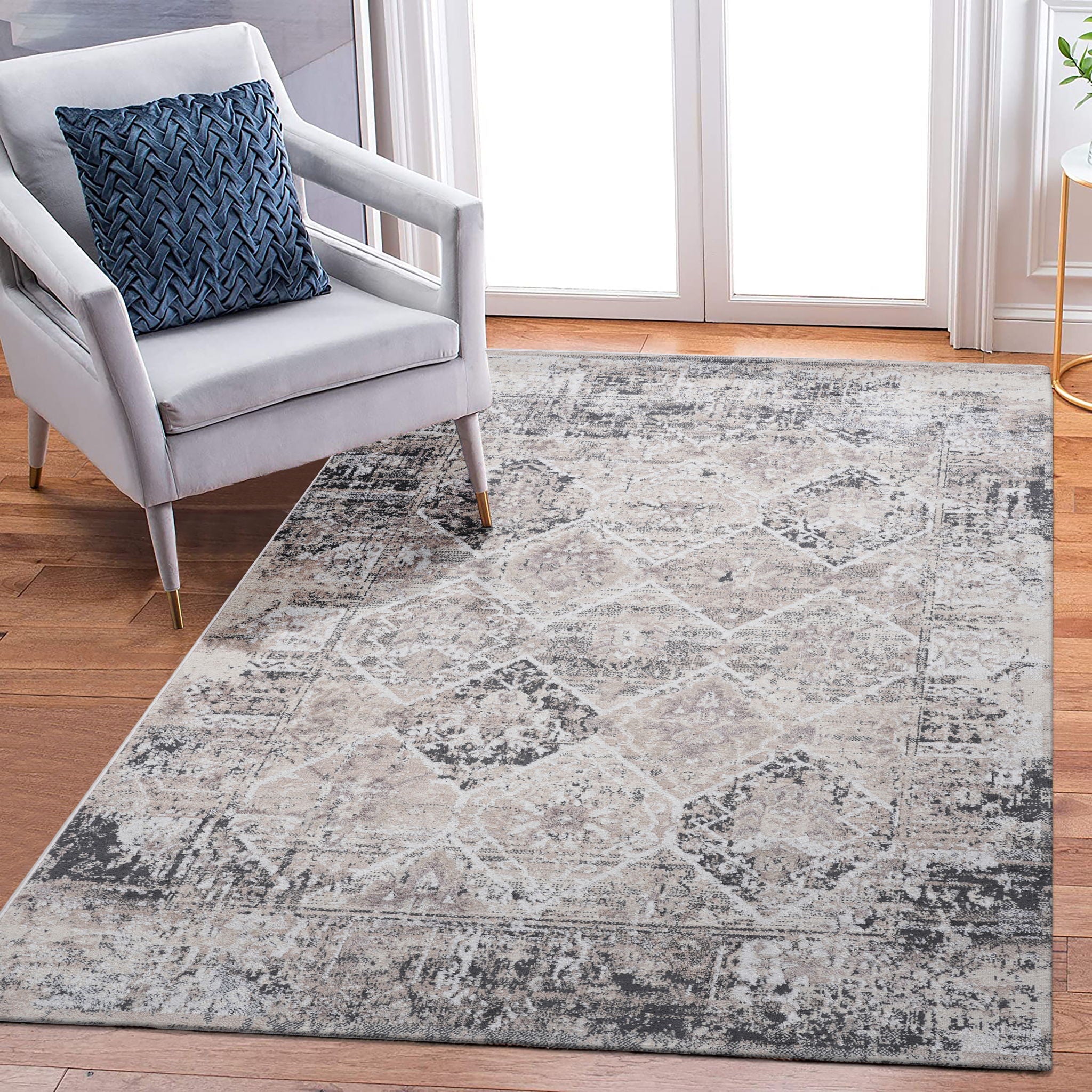 Payas - Traditional Area Rug