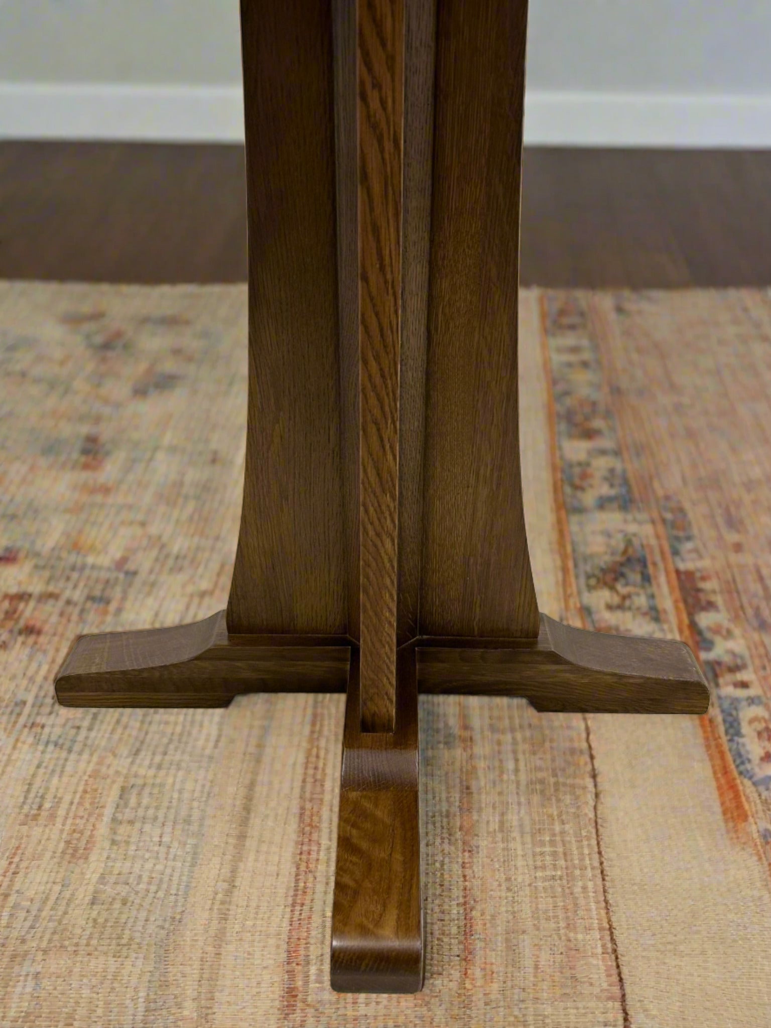Mission Quarter Sawn  Oak Round Dining Table, Kitchen Table - 40"