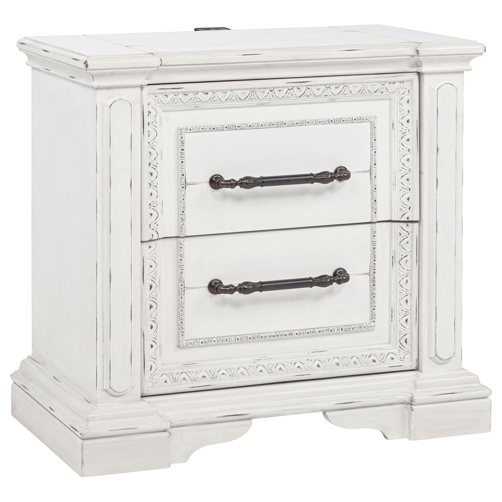 McKinney 5-piece Eastern King Bedroom Set Vintage White