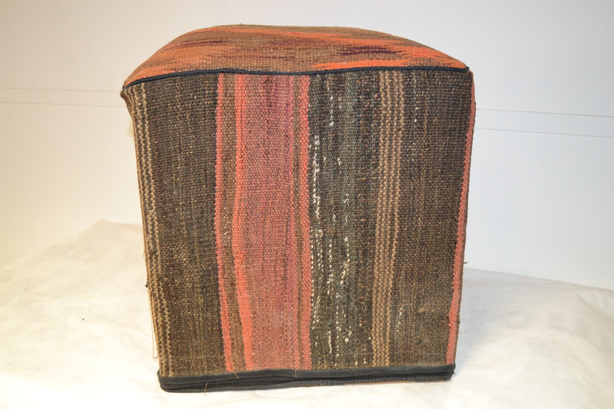 Rug Pouf/ Rug Sitting Stool / Rug Ottoman / Kilim Sitting Stool / Stools # 98