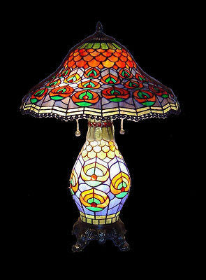 Tiffany Style Stained Glass Table Lamp