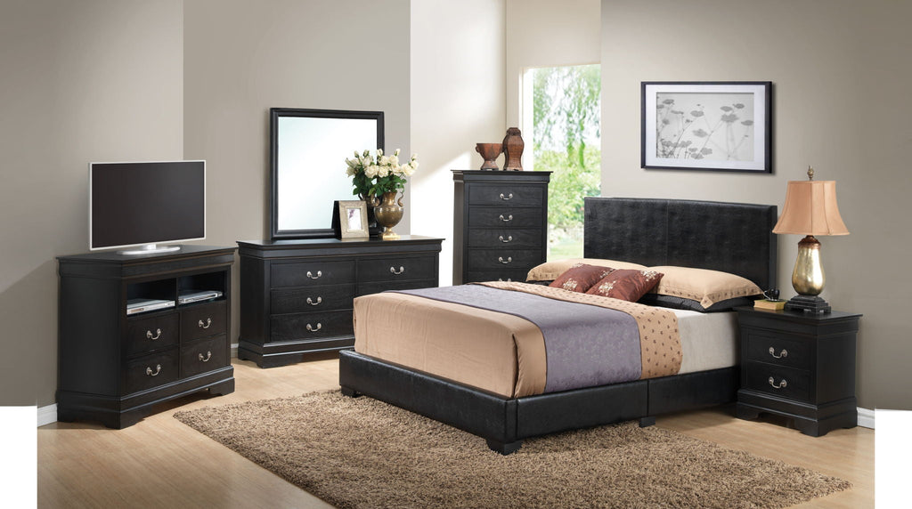 Elegant Platform Bed For Relaxed Spaces