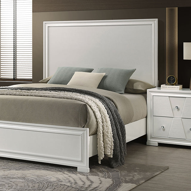 Holsted - Queen Bed
