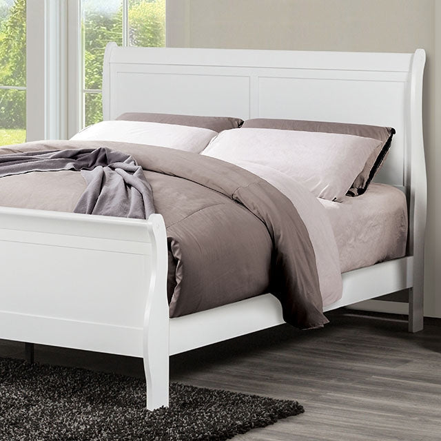 Louis Philippe - 4 Pc Queen Bedroom Set